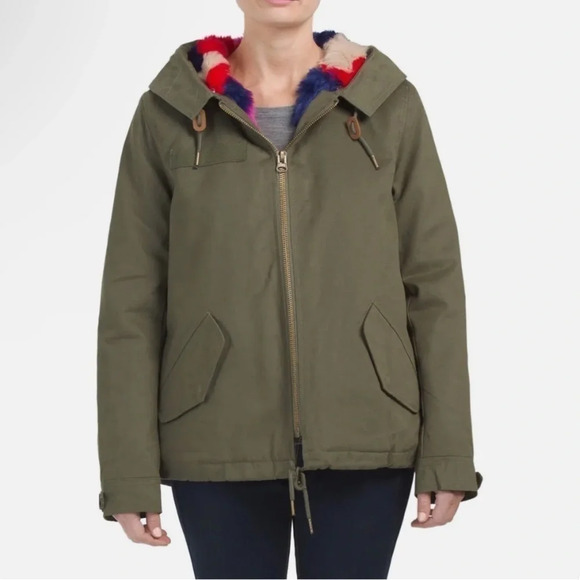 Belle Vere Winter Coat Jacket Size Medium - Picture 1 of 8
